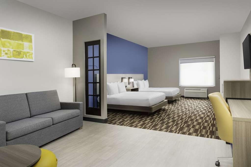 Comfort Suites Lake City Room photo