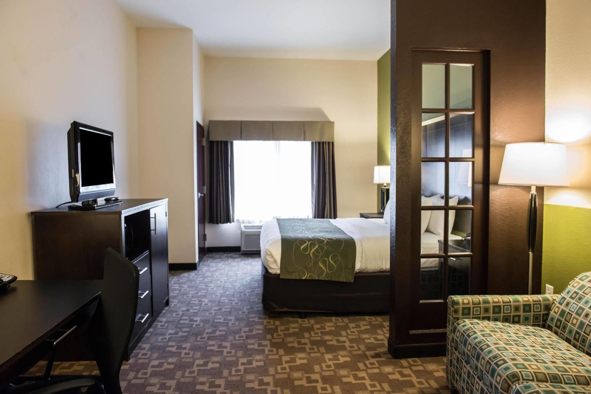 Comfort Suites Lake City Exterior photo